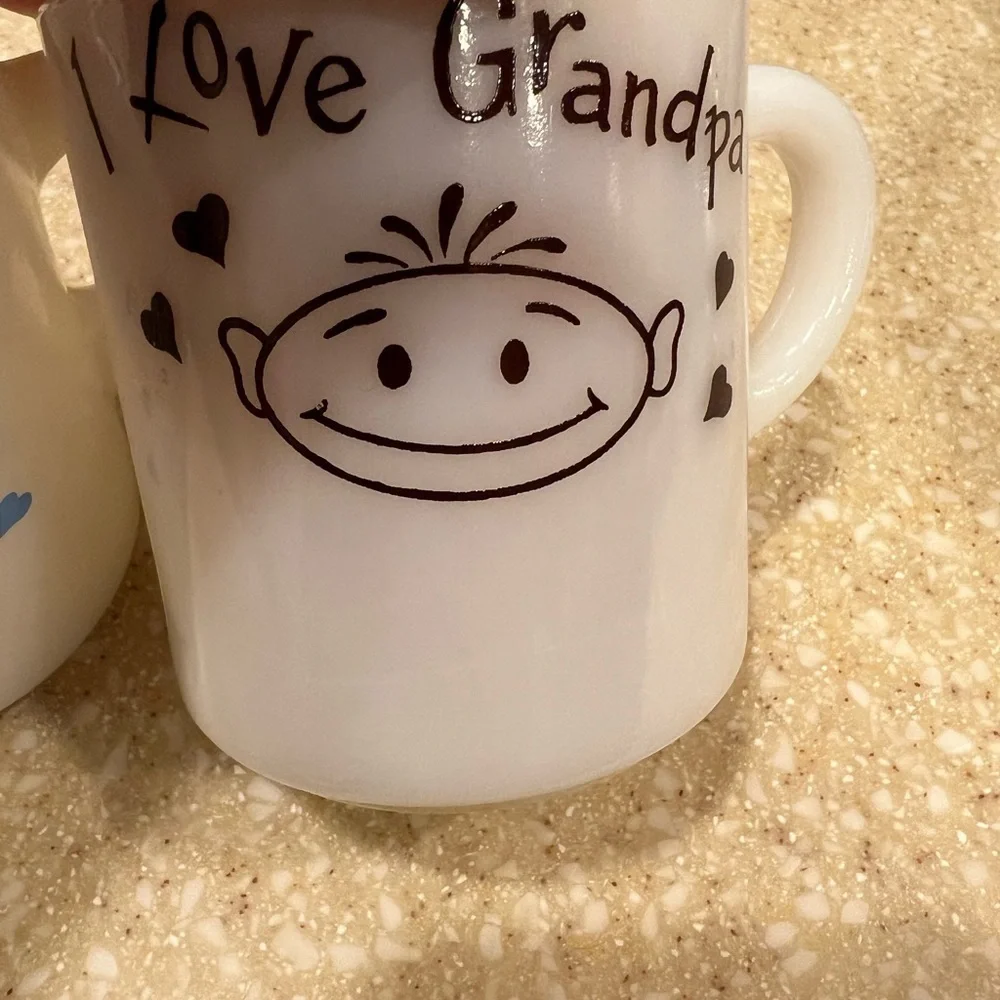 I love Grandma I love Grandpa Vintage Milk Glass Mugs Smiling Stick Figure Face
